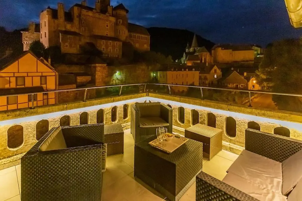 L'Estagnole Pour 2 Personnes, Jacuzzi, Hammam Villa Estaing  0*, Estaing (Aveyron)